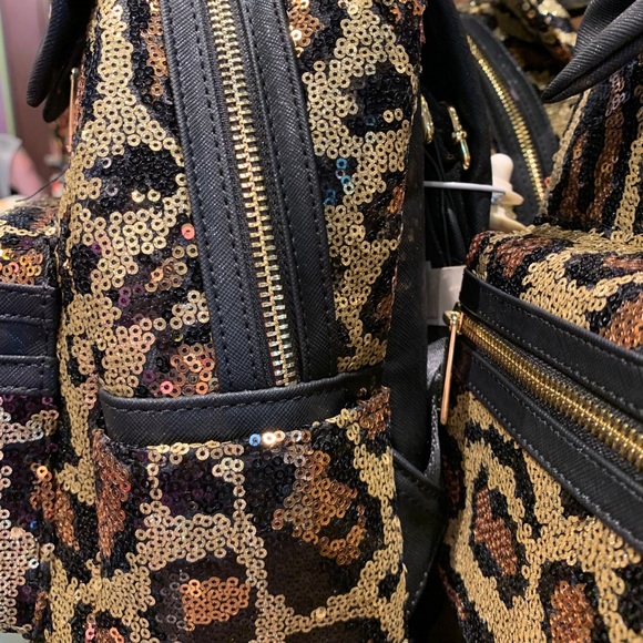 *SALE* Disney Parks Loungefly Animal Kingdom Minnie Leopard Mini Backpack - Picture 2 of 2